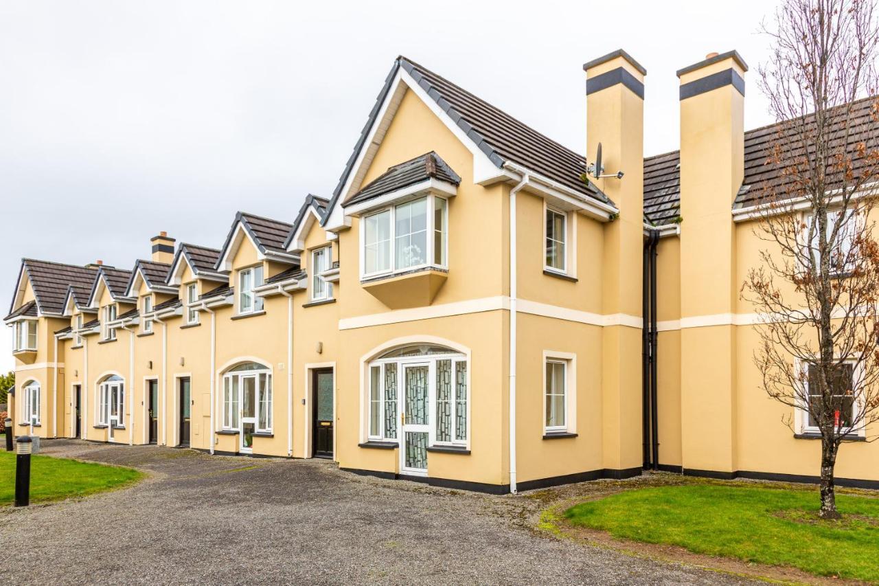 Kerry Holiday Homes At The Killarney Holiday Village Экстерьер фото